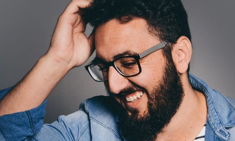 צפו: אלנתן שלום חושף באומץ את הפחדים