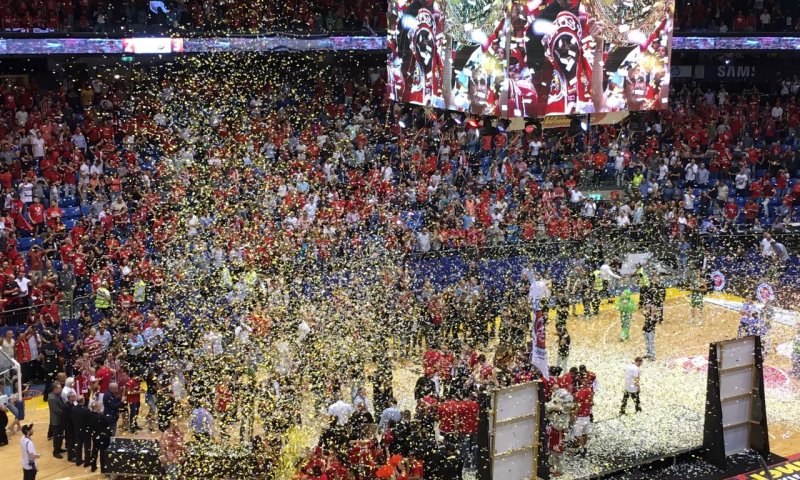 הפועל ירושלים היא אלופת המדינה בכדורסל