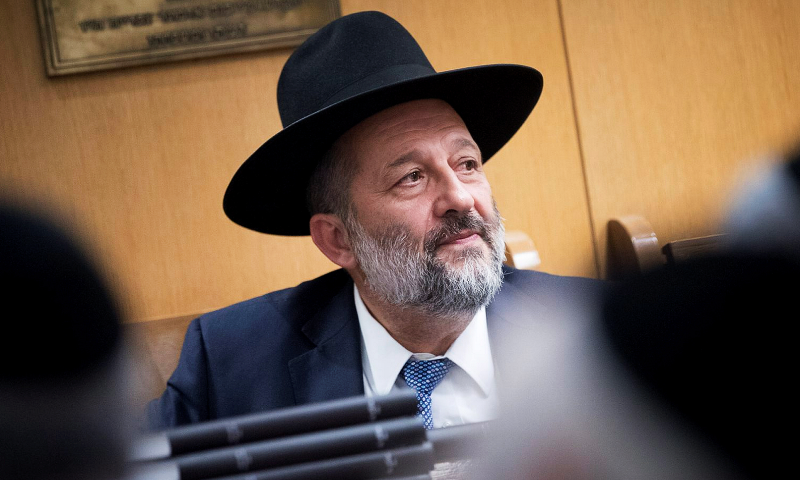 שרון גל: "כמה אגואיסט יכול להיות אריה דרעי?"