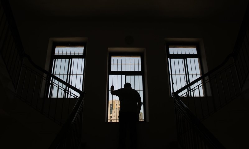 בני ברק: בעל עסק חשוד בביצוע עבירת מין בלקוחה