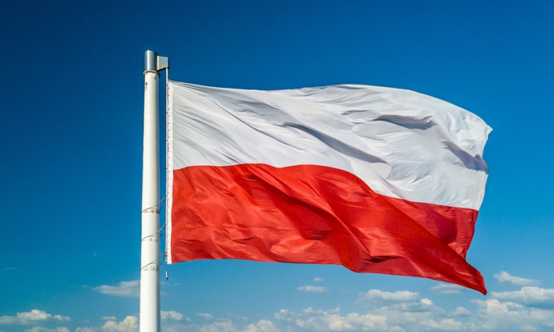 הרב הראשי לפולין: אזורים ללא להט״ב &ndash; נגד ההלכה