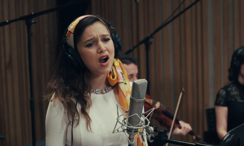 מרגש: אופיר בן שטרית בסינגל לזכרם של החללים