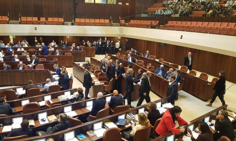 חוק גירוש משפחות מחבלים עבר בקריאה טרומית