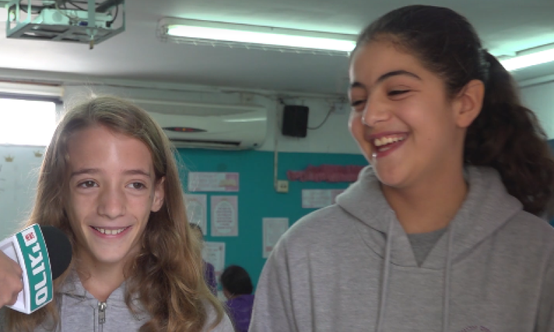 צפו: הבנות שאוהבות ללמוד גמרא ועלו לחידון העולמי