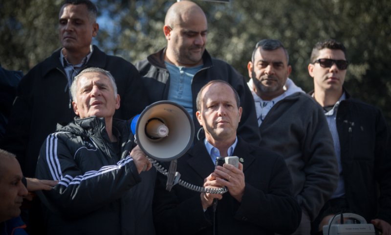 שיחת הטלפון שאילצה את ברקת לסיים את השביתה