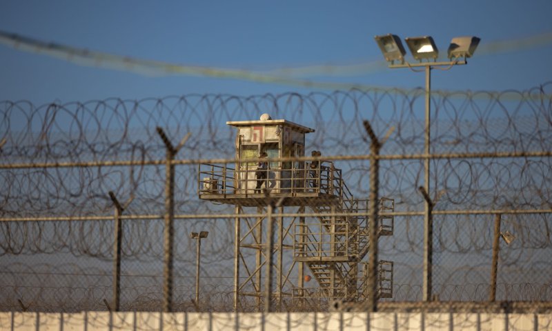 הסוהרים תפסו שיטת הברחה חדשה &ndash; בתוך תחתונים