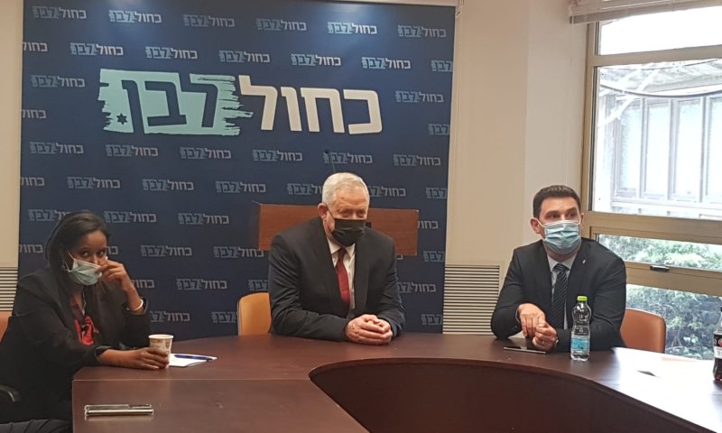 גנץ לבנט: אל תתפתה, זהו ניסיון הונאה נוסף של נתניהו