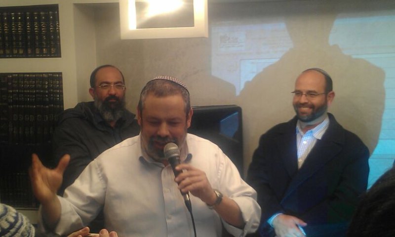 המנצח: "הר חברון בחר דרך של התחדשות"