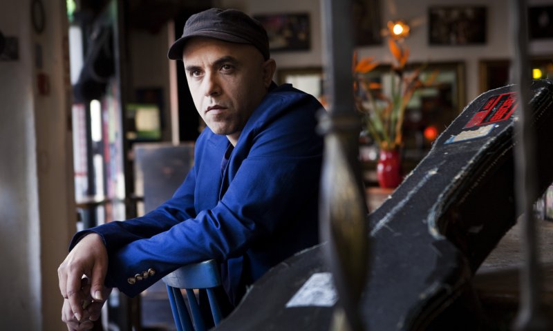 'די לאפליקציות': ארז לב ארי בשיר מחאה