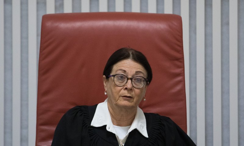 חיות: "אפשר לשחרר את האלוף, הוא לא נחוץ"