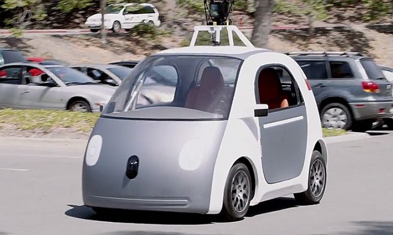 בלי הגה ובלמים: גוגל במכונית מהפכנית