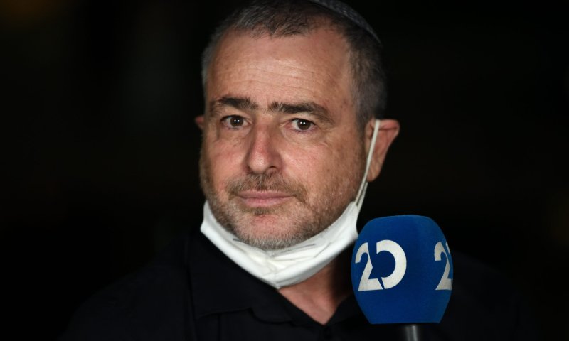 היום הוא שוב בעדנו; עוד התהפכות של שמעון ריקלין