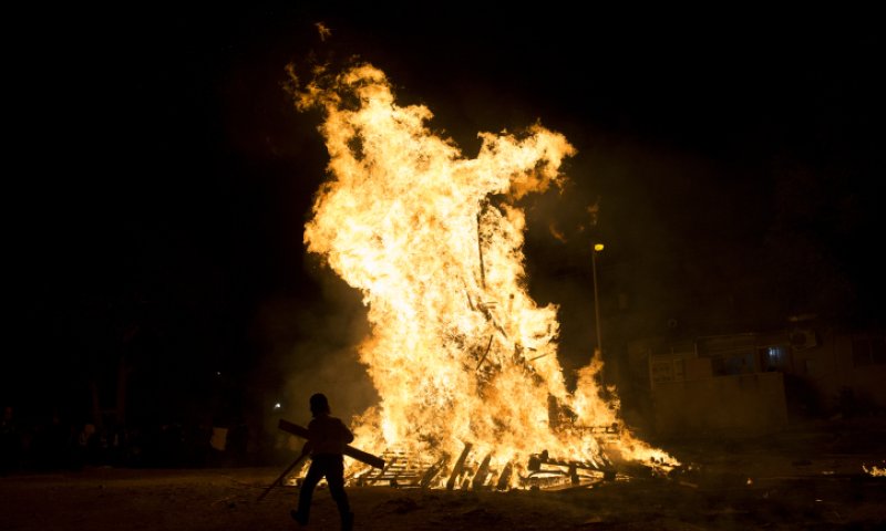 משרד החינוך שוקל להקדים את חופשת לג' בעומר