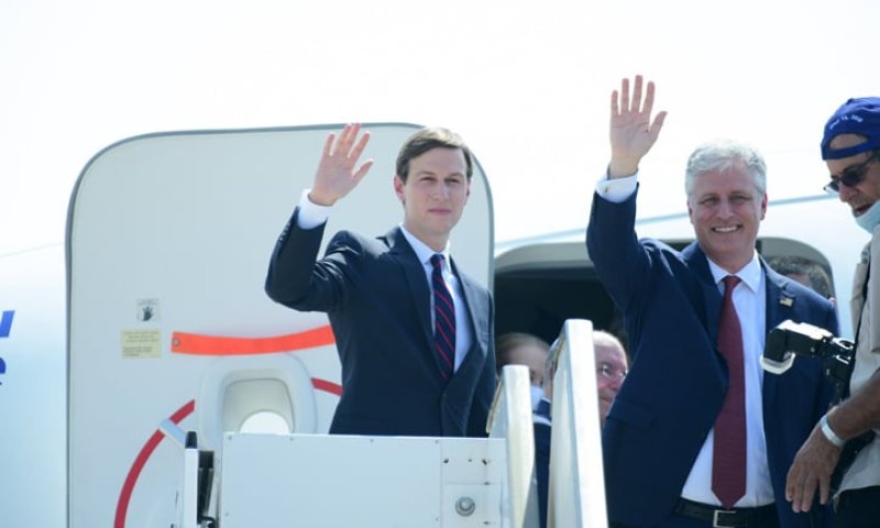 לאחר הפגישות באמירויות: קושנר שוחח עם מלך בחריין