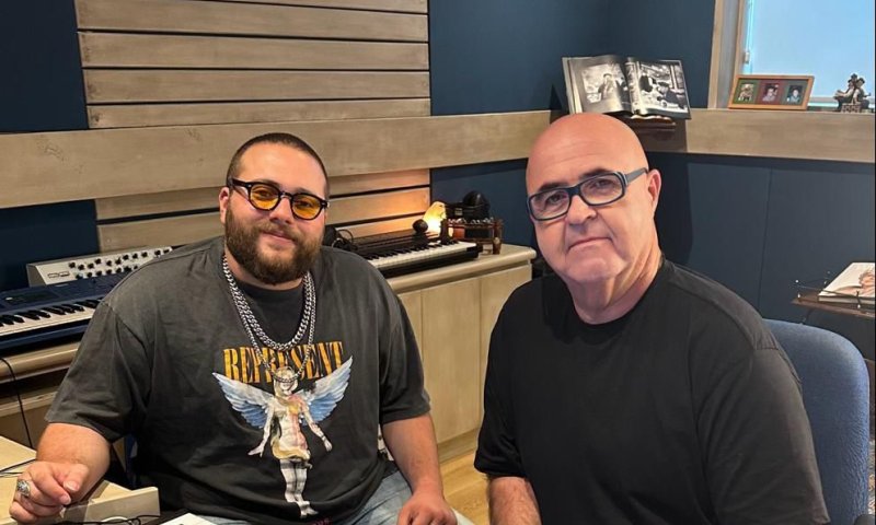 פרויקט המשקפיים של נויפלד חוגג עשור בשיתוף פעולה מסקרן