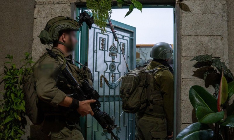 פשיטה דרמטית: צה"ל החרים אמצעי לחימה בדרום סוריה