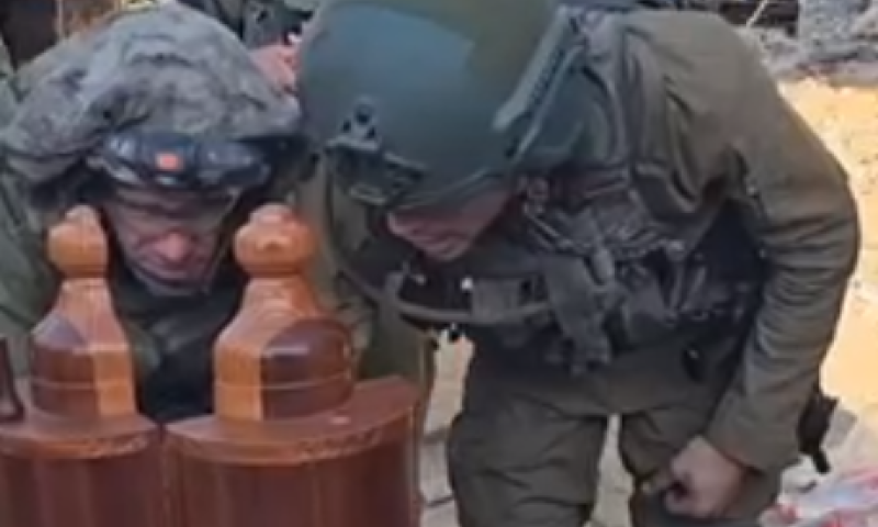 תיעוד מרגש: המניין המרכזי בשכונת חאן יונס. צפו