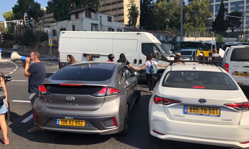 מיום שני: שביתת ענק בשירותים החברתיים