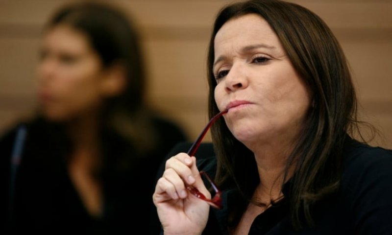 יחימוביץ' מוקסמת מהנאומים של אורי אורבך