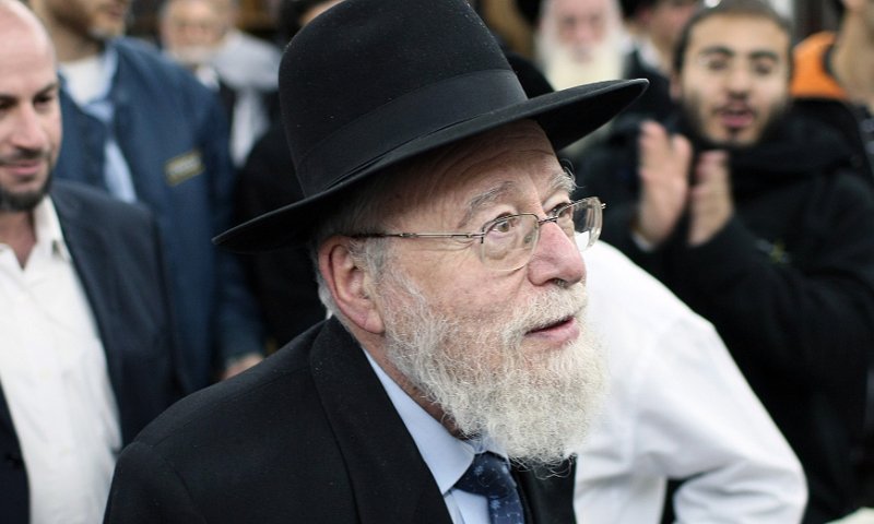 "בניית סוכה בעזרת פרגולה &ndash; הידור מצווה"