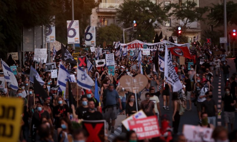 המחאה מתחדשת: הפגנות בבלפור וצעדה לכנסת