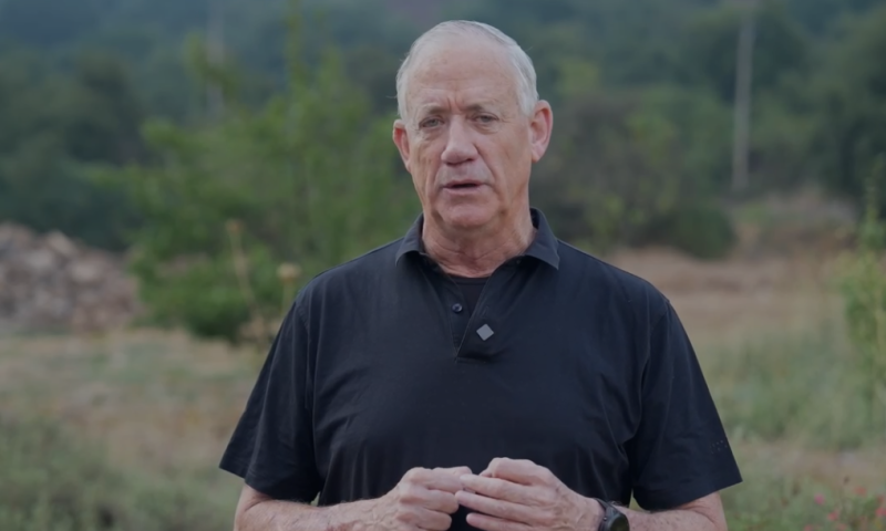 גנץ מגבה את הגרי: "יושרתו אינה מוטלת בספק"