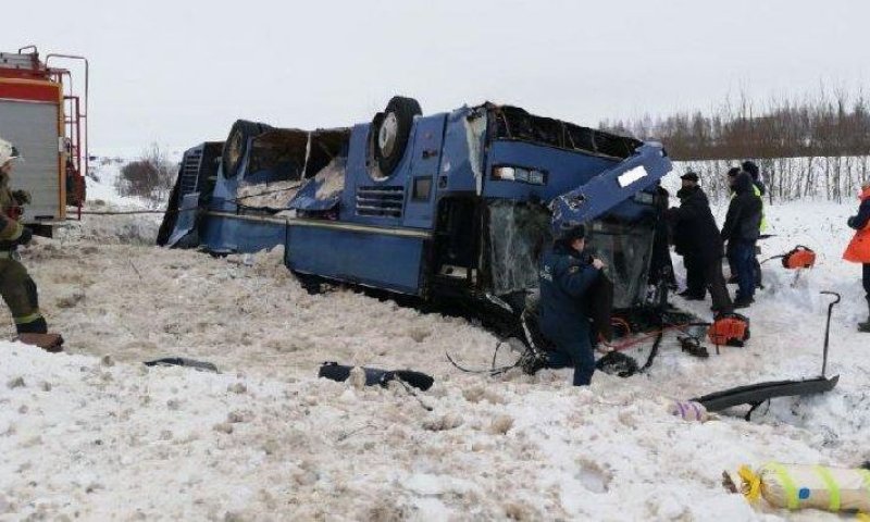 אסון ברוסיה: 7 הרוגים בהתהפכות אוטובוס