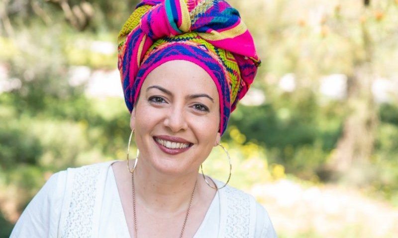 פורשת כנפיים: רוחמה בן יוסף משיקה סינגל חדש