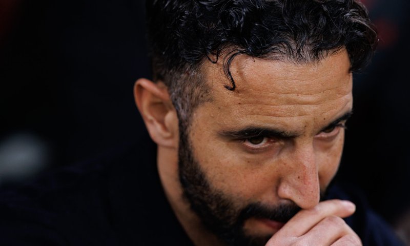 אחרי שיצא נגד ההנהלה: מנצ'סטר יונייטד הודיעו על פיטורי המאמן