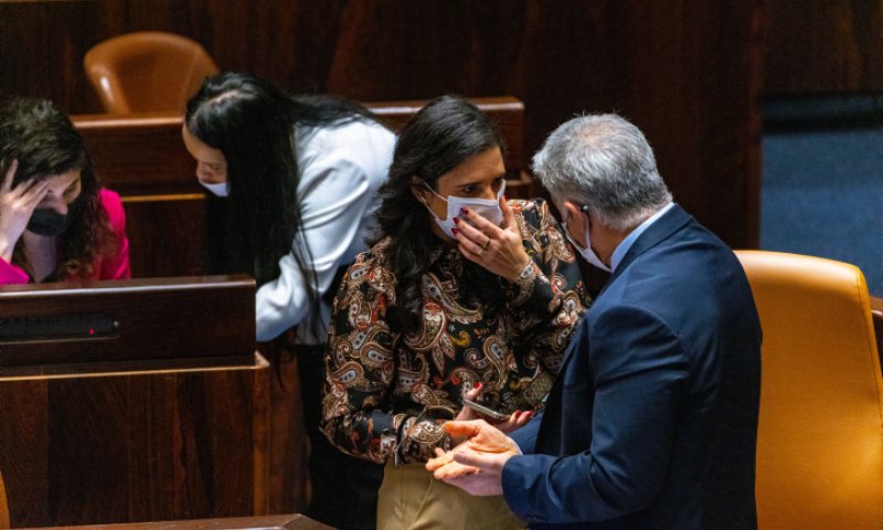 בימין זועמים על לפיד: "נזק למדינה; מייצג רק את עצמו"