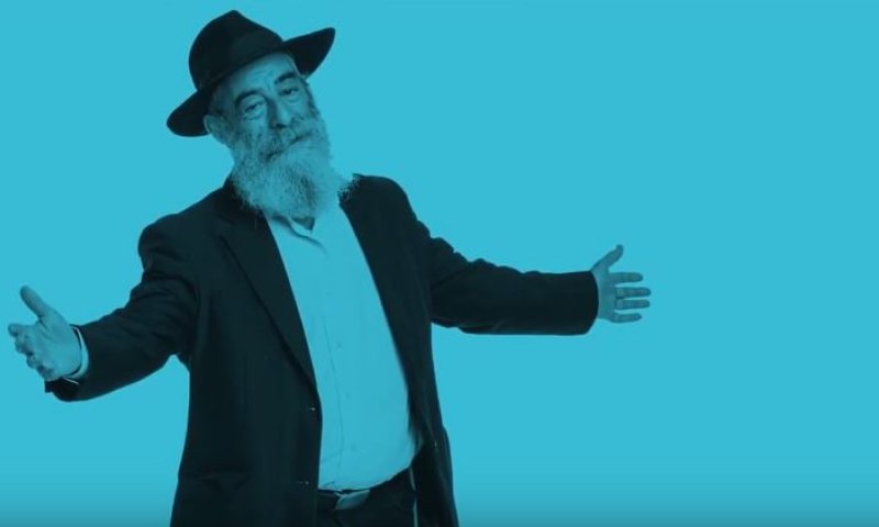 פורץ דרך: אריאל זילבר בביצוע ל'סיסמא של הרבי'