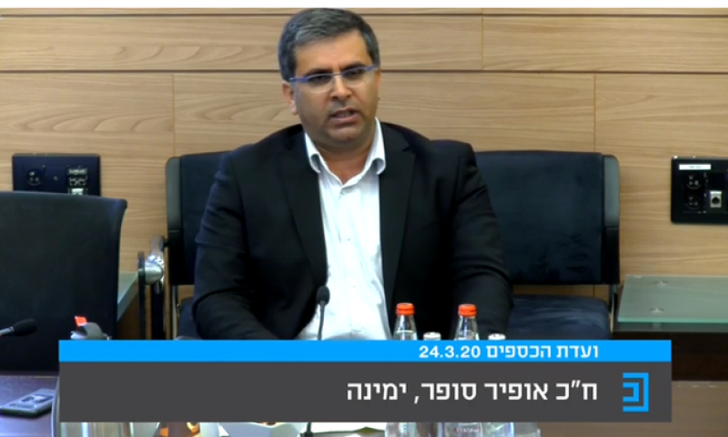 סופר הפר את משמעת הבלוק: "מדבר מדם ליבי"