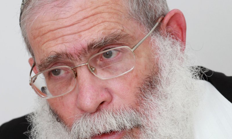 הרב לבנון והרב אליהו: לפתוח במו"מ עם המפלגות החרדיות