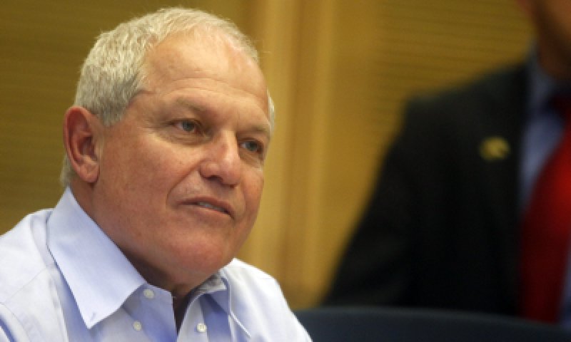 'לא עובד עם הסגן שלי; לא שאלו אותי כשמינו אותו'