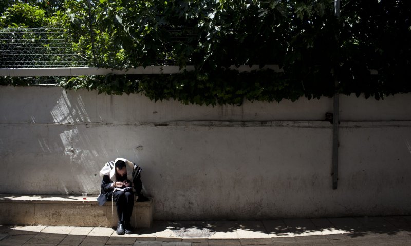 החקירה נמשכת: פרשה חמורה בקבר שמעון הצדיק