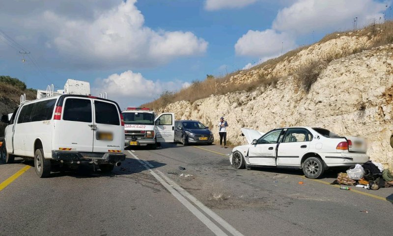תאונת דרכים קשה ליד יצהר; בן 20 פצוע קשה