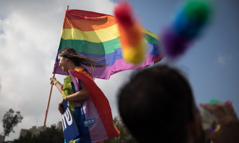 לא תהיה אפוטרופסות משולשת במשפחות להט"ב