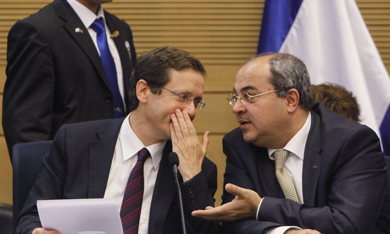 יוגב: "הפקרות וחוסר אחריות, בוז'י &ndash; חזור בך!"