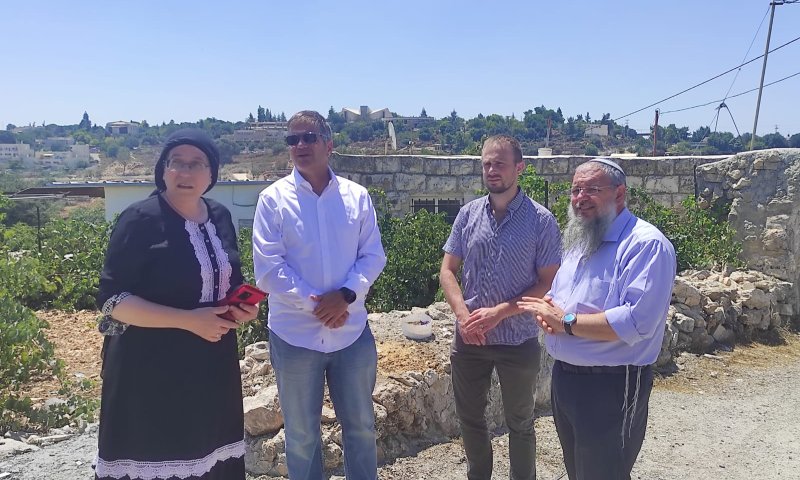 "אסור לאפשר לרשות לקדם תכניות בשטחי C"