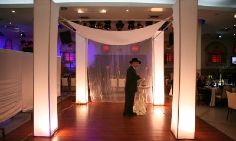 דעה: טוב שעצרו את החתונות בשיטת "השתמש וזרוק"