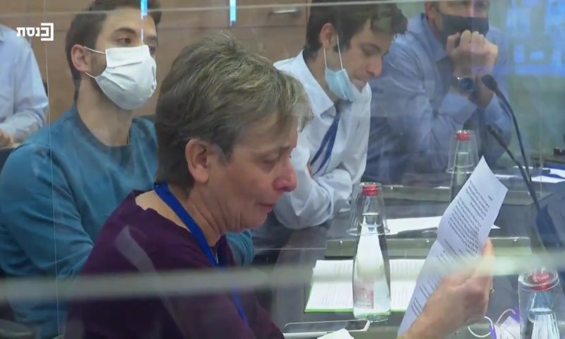 בדמעות בעיניים: לאה גולדין ריגשה את ועדת חוץ ובטחון