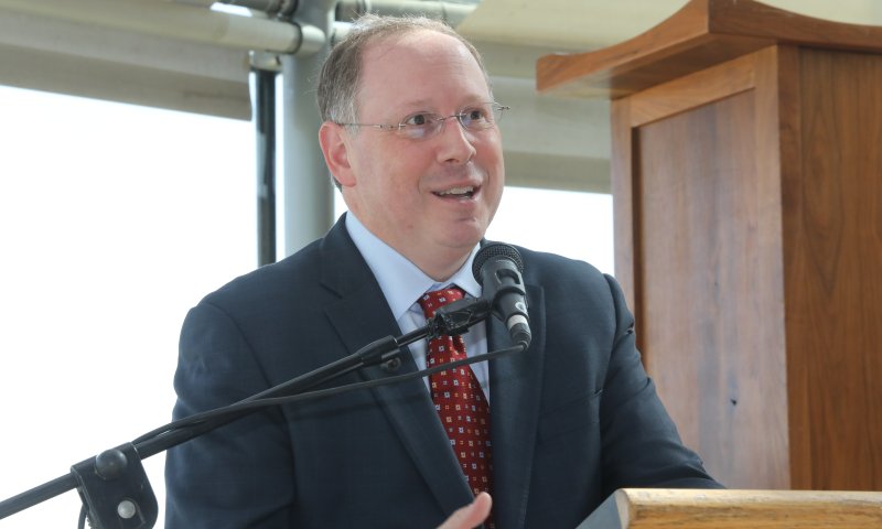 דיין האמת: רב רפורמי נהרג בתאונת מטוס בשבת