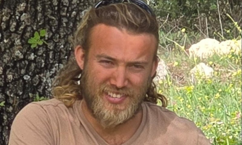 ח"כ סוכות על שכנו אברהם אזולאי הי"ד: "כדוד המלך"