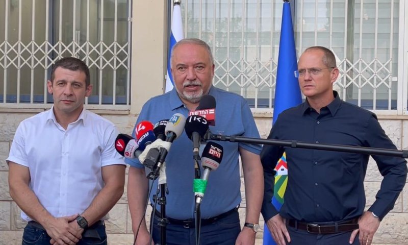 לא רק תושבי עוטף עזה: ליברמן מבטיח סל פיצויים נדיב