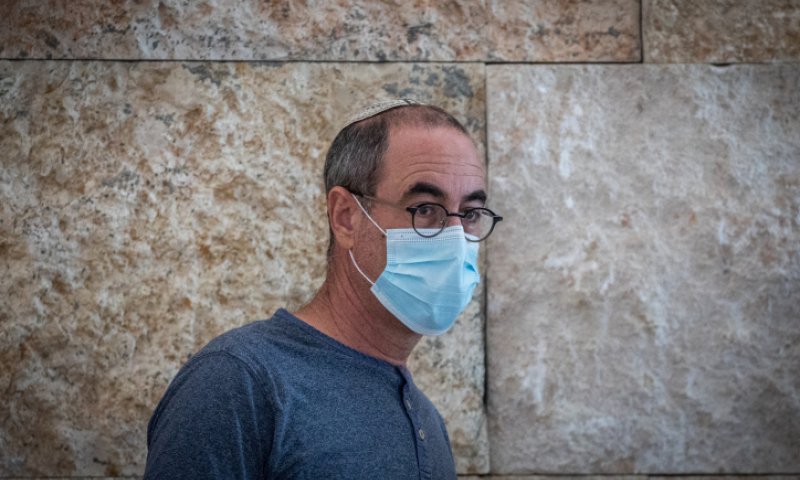 קלמן נגד כתב חדשות 12: "עבודה שרלטנית"