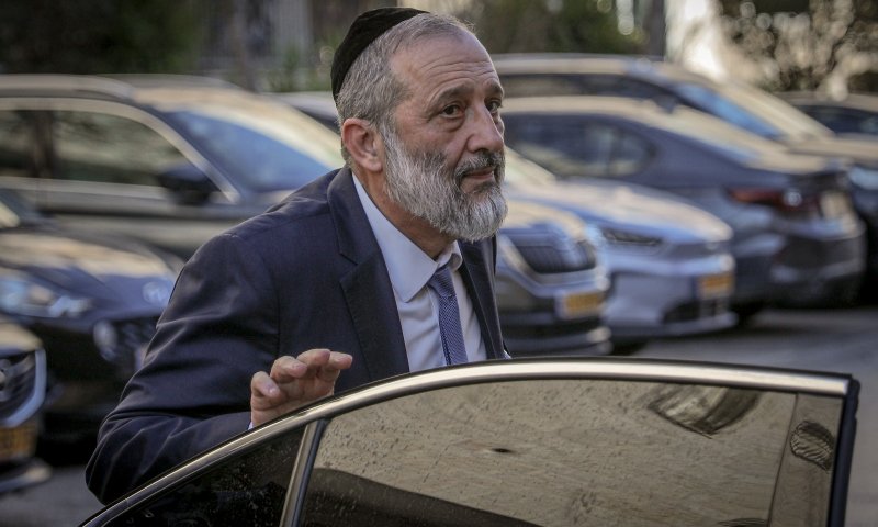 בש"ס הכריעו: אלו המחליפים של אריה דרעי