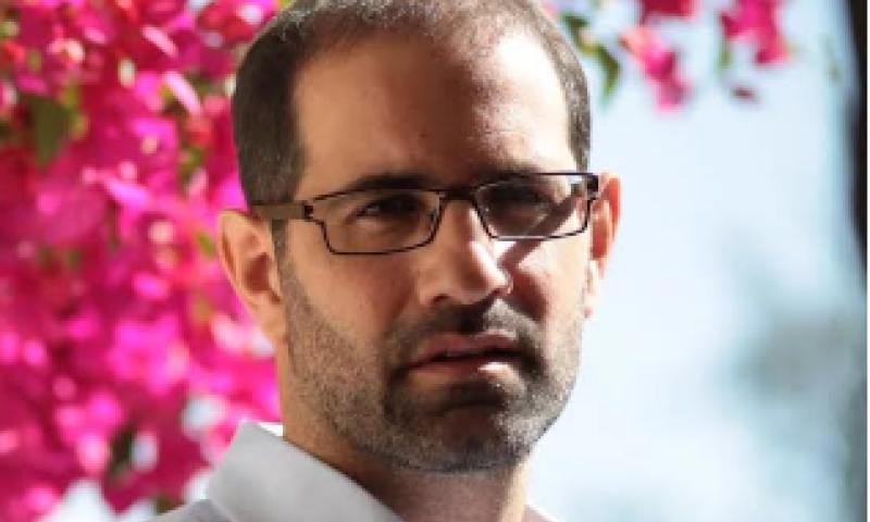 יוני גנוט במופע מיוחד לעשרת ימי תשובה