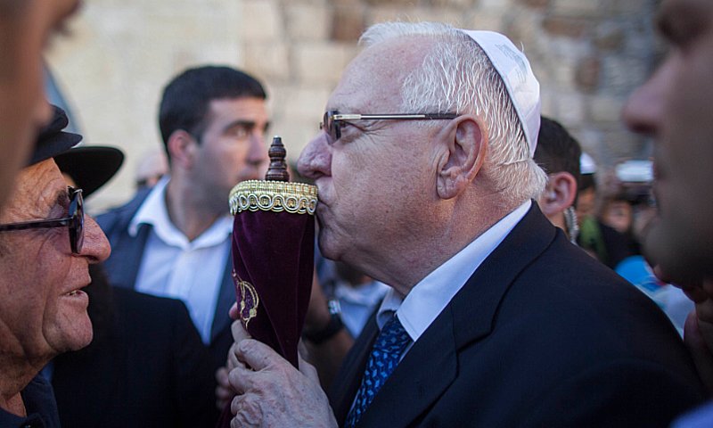 בן ארי מזהיר: בחירת ריבלין &ndash; גול עצמי לימין