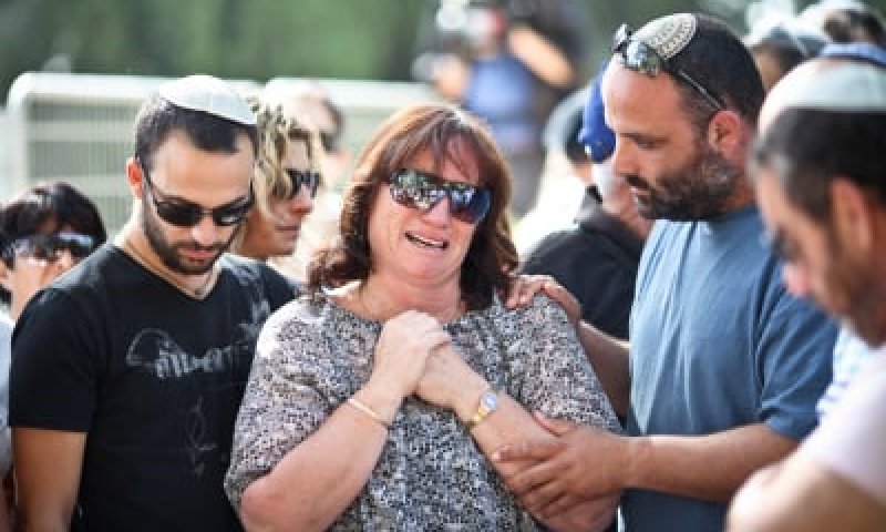 סא"ל שלום אייזנר באזכרה לסגן הילה בצלאלי ז"ל