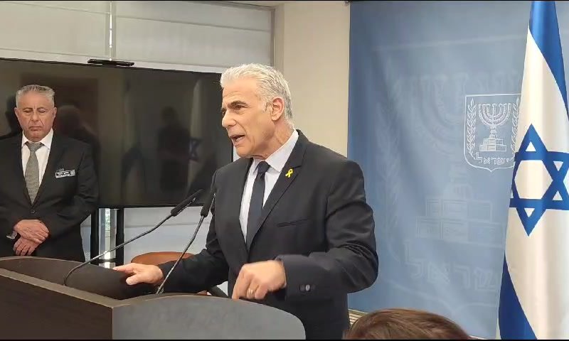 לפיד: "אסור להשאיר את בן גביר וסמוטריץ' בשלטון"